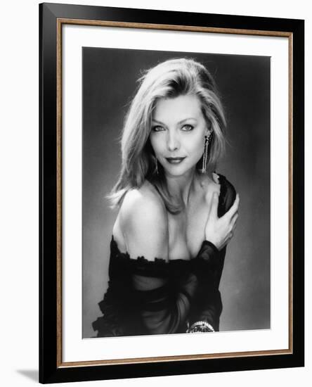 Susie and les Baker Boys THE FABULOUS BAKER BOYS by Steve Kloves with Michelle Pfeiffer, 1989 (b/w -null-Framed Photo