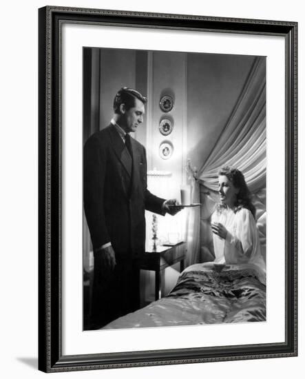 Suspicion, Cary Grant, Joan Fontaine, 1941-null-Framed Photo