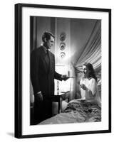 Suspicion, Cary Grant, Joan Fontaine, 1941-null-Framed Photo