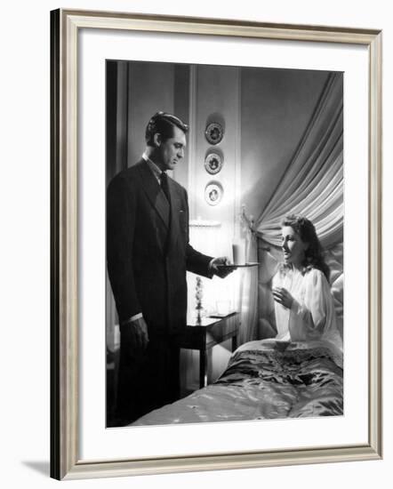 Suspicion, Cary Grant, Joan Fontaine, 1941-null-Framed Photo