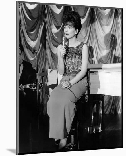 Suzanne Pleshette-null-Mounted Photo