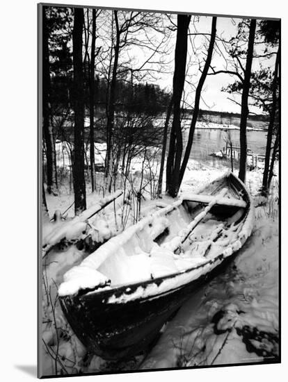 Sweden, Torso, Lake Vanern, Boat-James Denk-Mounted Photographic Print