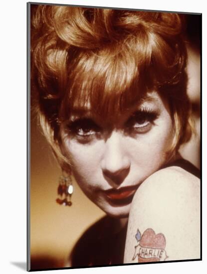 Sweet Charity, Shirley MacLaine, 1969-null-Mounted Photo