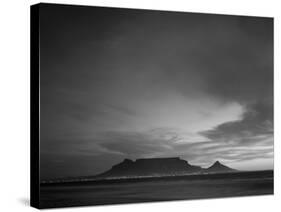 Table Mountain, Sunset, Cape Town, South Africa-Steve Vidler-Stretched Canvas