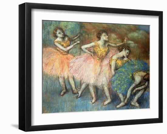 Tänzerinnen in grün und gelb (Danseuses Vertes et Jaunes). Um 1903-Edgar Degas-Framed Giclee Print