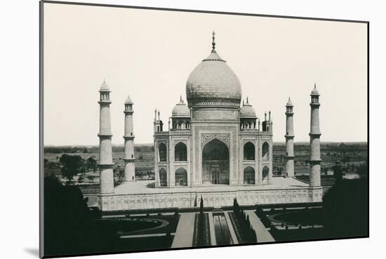 Taj Mahal, Agra, India-null-Mounted Art Print