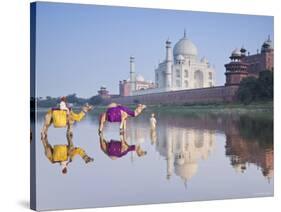 Taj Mahal, Agra, Uttar Pradesh, India-Doug Pearson-Stretched Canvas