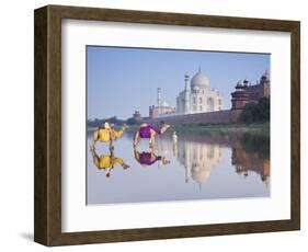 Taj Mahal, Agra, Uttar Pradesh, India-Doug Pearson-Framed Photographic Print