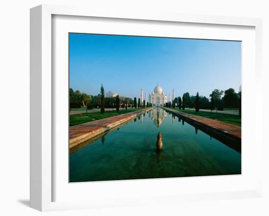 Taj Mahal, Uttar Pradesh, India-Dee Ann Pederson-Framed Premium Photographic Print