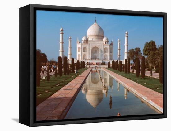 Taj Mahal, Uttar Pradesh, India-Dee Ann Pederson-Framed Stretched Canvas