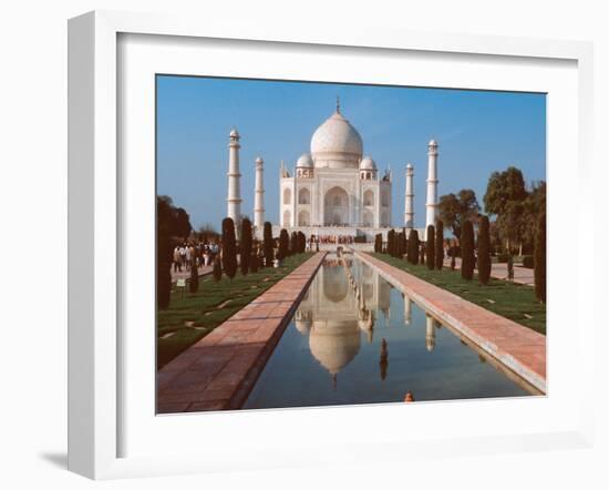 Taj Mahal, Uttar Pradesh, India-Dee Ann Pederson-Framed Premium Photographic Print