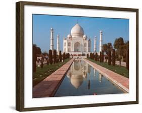 Taj Mahal, Uttar Pradesh, India-Dee Ann Pederson-Framed Photographic Print