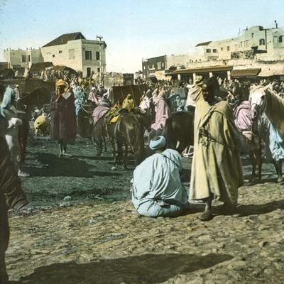 https://imgc.allpostersimages.com/img/posters/tangier-morocco-encampment-of-the-royal-troops-circa-1885_u-L-Q1J5P750.jpg?artPerspective=n