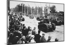 Tanks in the Great Victory Parade, Paris, France, 14 July 1919-null-Mounted Premium Giclee Print