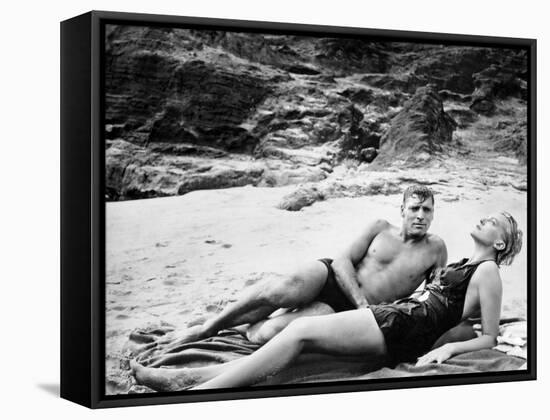 Tant qu'il y aura des hommes From Here to Eternity by FredZinnemann with Burt Lancaster and Deborah-null-Framed Stretched Canvas