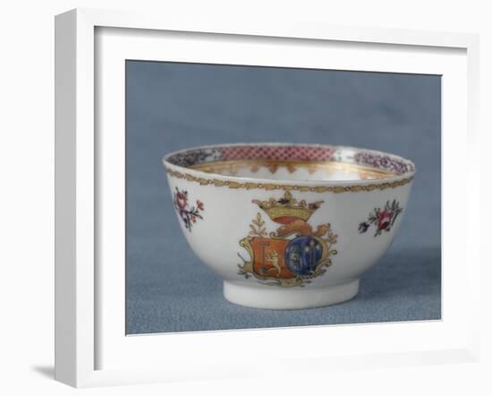 Tasse hémisphérique armoriée et soucoupe-null-Framed Giclee Print