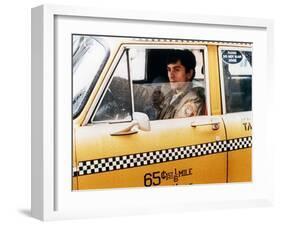 Taxi Driver by Martin Scorsese with Robert by Niro, 1976 (photo)-null-Framed Photo