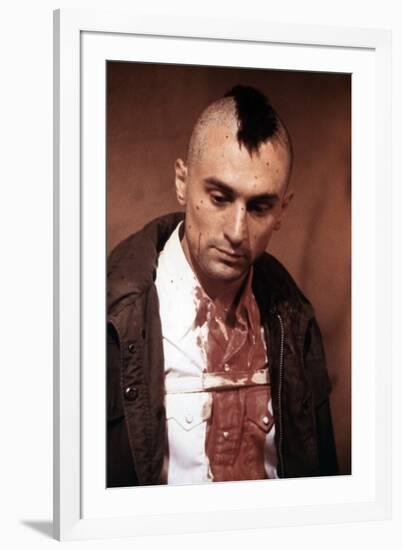 Taxi Driver by Martin Scorsese with Robert by Niro, 1976 (photo)-null-Framed Photo