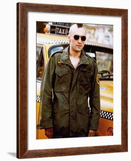 Taxi Driver, Robert De Niro, 1976-null-Framed Photo