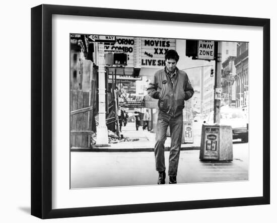 Taxi Driver, Robert De Niro, 1976-null-Framed Photo