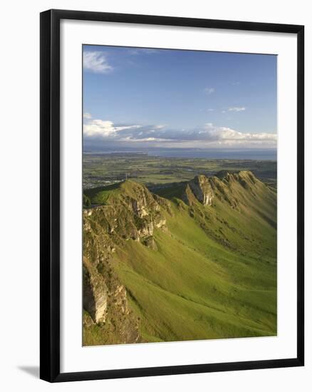 Te Mata Peak, Hawkes Bay, North Island, New Zealand-David Wall-Framed Photographic Print