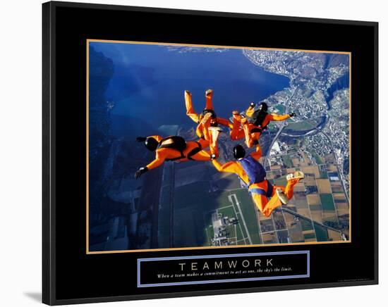 Teamwork: Skydivers-null-Framed Art Print