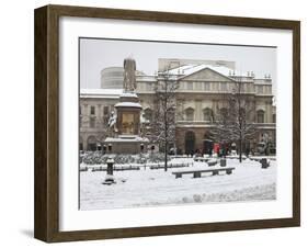 Teatro Alla Scala in Winter, Milan, Lombardy, Italy, Europe-Vincenzo Lombardo-Framed Photographic Print