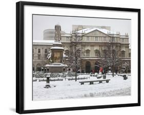 Teatro Alla Scala in Winter, Milan, Lombardy, Italy, Europe-Vincenzo Lombardo-Framed Photographic Print