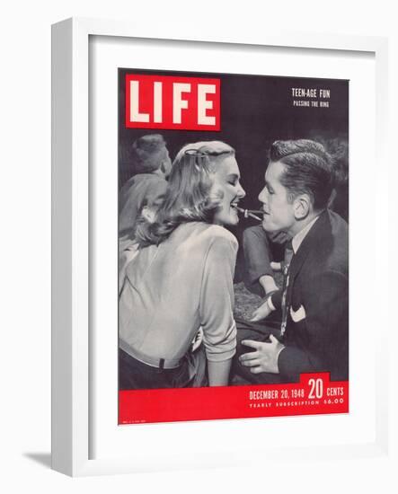 Teenagers Playing Party Game, Pass the Ring, December 20, 1948-Alfred Eisenstaedt-Framed Photographic Print