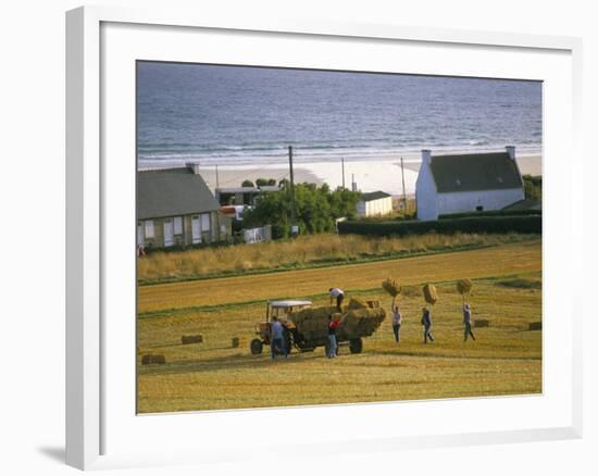 Telgruc-Sur-Mer, Crozon Peninsula, Finistere, Brittany, France-David Hughes-Framed Photographic Print