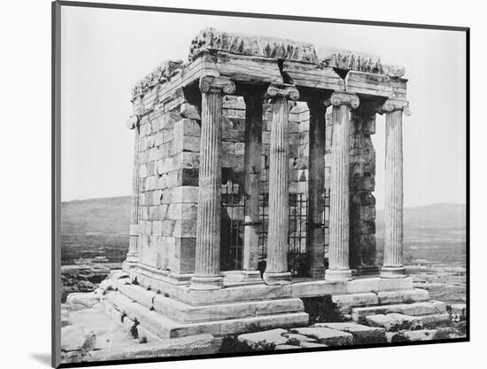 Tempel de la Victoire Aptere-Bettmann-Mounted Photographic Print