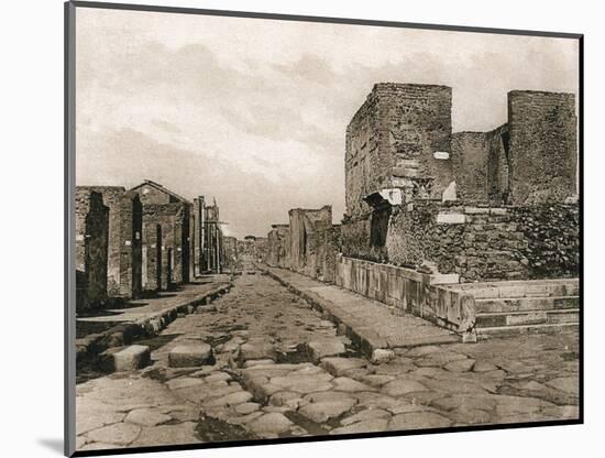 Tempio Della Fortuna, Pompeii, Italy, C1900s-null-Mounted Giclee Print