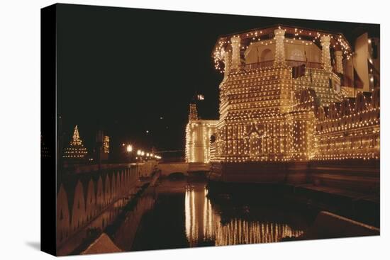 Temple of Sacred Tooth (Dalada Maligawa)-null-Stretched Canvas