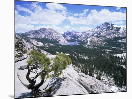 Tenaya Lake from Olstead Point on Tioga Pass, Yosemite National Park, California, USA-David Kjaer-Mounted Photographic Print