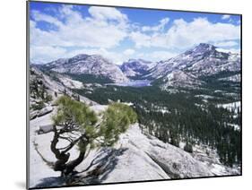 Tenaya Lake from Olstead Point on Tioga Pass, Yosemite National Park, California, USA-David Kjaer-Mounted Photographic Print