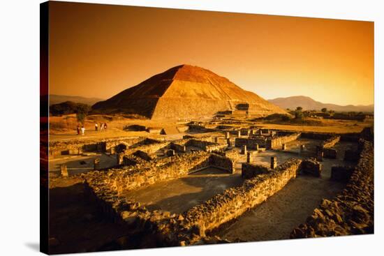 Teotihuacan's Pyramid of the Sun-Randy Faris-Stretched Canvas