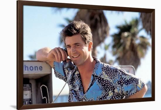 TEQUILA SUNRISE, 1988 directed by ROBERT TOWNE Mel Gibson (photo)-null-Framed Photo