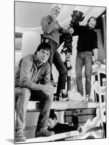 Terry Gilliam sur le tournage du film Brazil, 1985 On the set, Terry Gilliam (b/w photo)-null-Mounted Photo