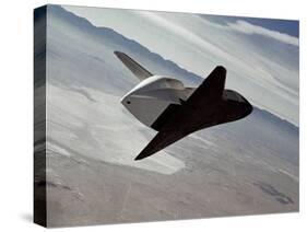 Test of Space Shuttle Prototype Enterprise in Free Flight Glide and Landing on Rogers Dry Lake Bed-null-Stretched Canvas