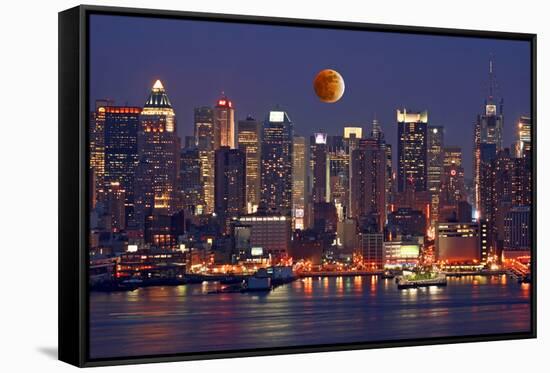 Th New York City Skyline-Gary718-Framed Stretched Canvas