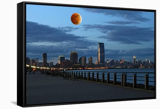 Th New York City Skyline-Gary718-Framed Stretched Canvas