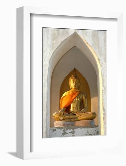 Thailand, Ayutthaya, Tambon Tha Wasukri. Buddha at Wat Na Phra Meru-Kevin Oke-Framed Photographic Print