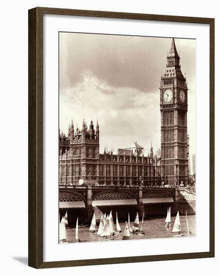 Thames Day on the River Between Westminister and Hungerford Bridges-null-Framed Photographic Print