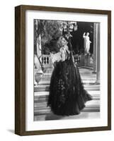 THAT HAMILTON WOMAN, 1941 directed by ALEXANDER KORDA Vivien Leigh (b/w photo)-null-Framed Photo