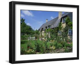 Thatched Cottages in the Cotswolds, Gloucestershire, England, UK-Rainford Roy-Framed Photographic Print