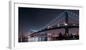 The 2 Lovers under Manhattan Bridge-Fabien Bravin-Framed Photographic Print