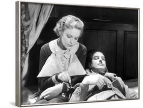 The 39 Steps, Madeleine Carroll, Robert Donat, 1935-null-Framed Photo