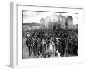 The Alamo, John Wayne, Richard Widmark, Laurence Harvey, 1960-null-Framed Photo