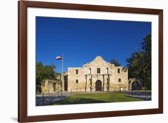 The Alamo.-Jon Hicks-Framed Photographic Print