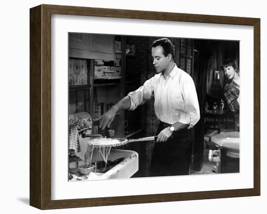 The Apartment, Jack Lemmon, Shirley MacLaine, 1960-null-Framed Photo